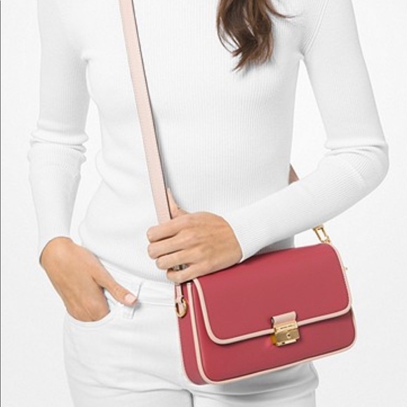 Michael Kors Bradshaw Shoulder Bag - Picture 12 of 12